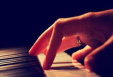 蓝鲸体育:法比安自首秀以来37次为西班牙登场均不败,追平队史最佳纪录.